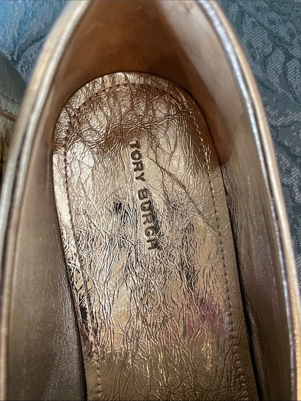Tory Burch Metallic Gold Leather Loafers 10.5 - Picture 3 of 5